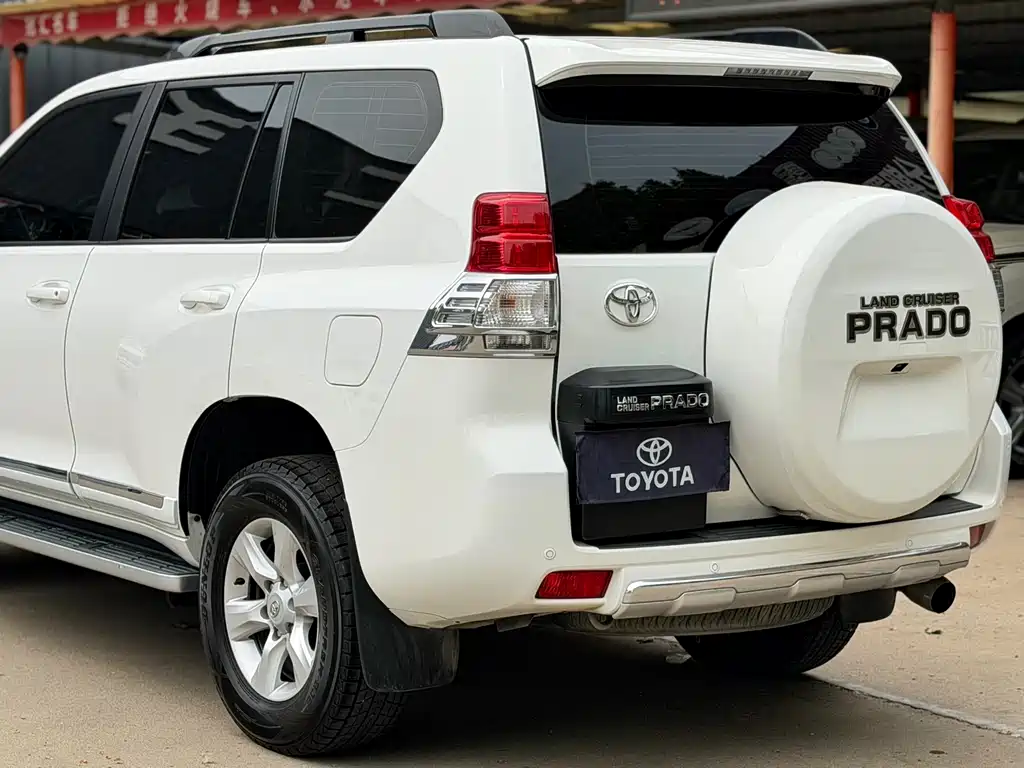 Toyota Land Cruiser Prado 2010 4.0L AT TX-L NAVI