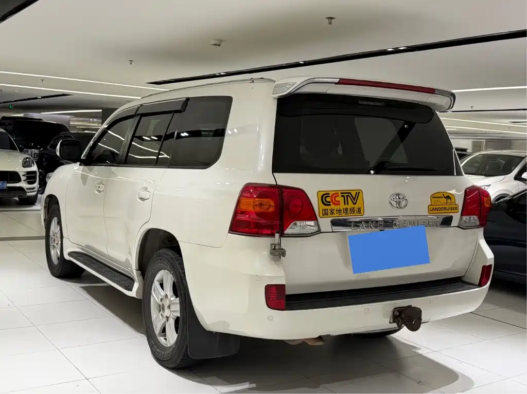 Toyota Land Cruiser 2014 4.0L AT