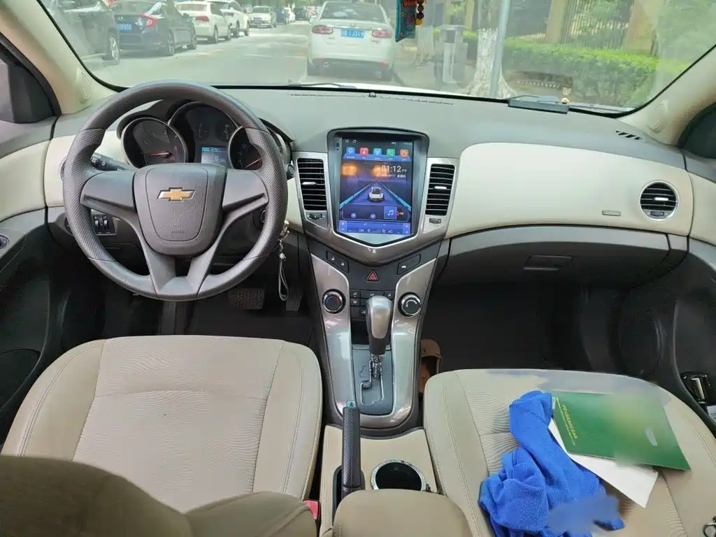 Chevrolet Cruze — миниатюра 13