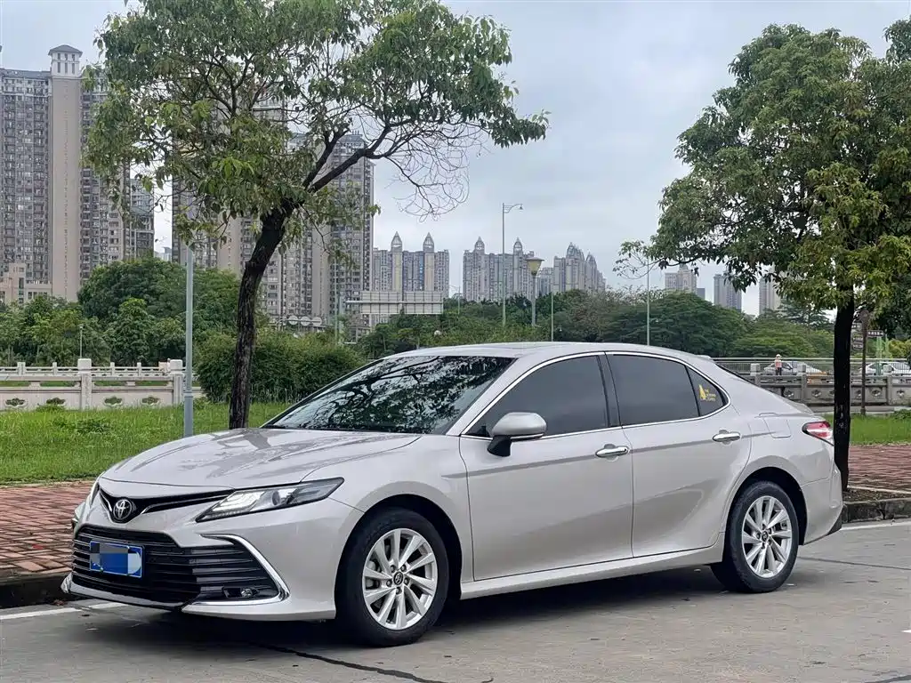 Toyota Camry 2023