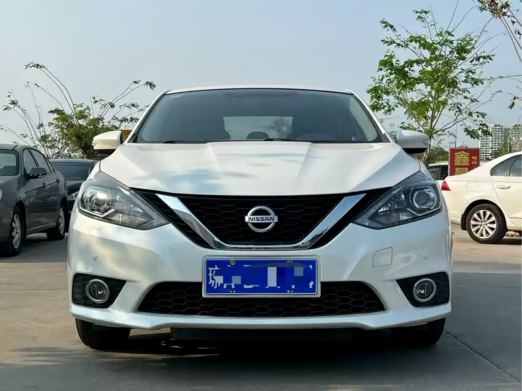 Nissan Sylphy 2019 1.6XV CVT Premium V
