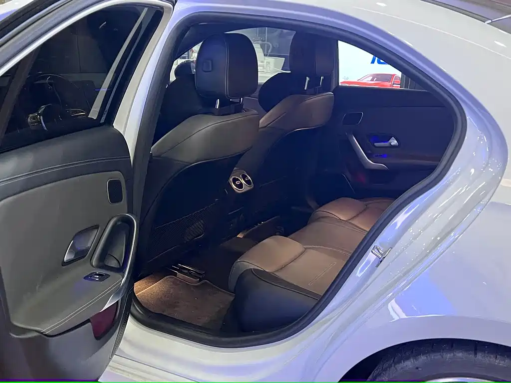 Mercedes-Benz A-Class AMG — миниатюра 8