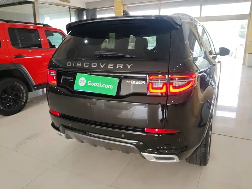 Land Rover Discovery Sport — миниатюра 6