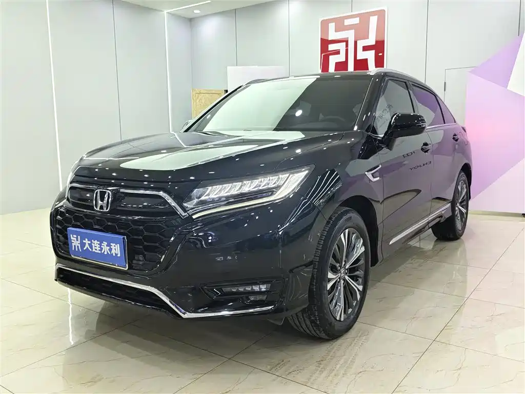HONDA UR V