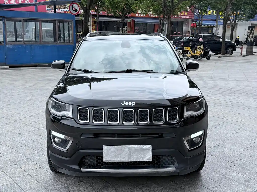 Jeep Compass — миниатюра 2