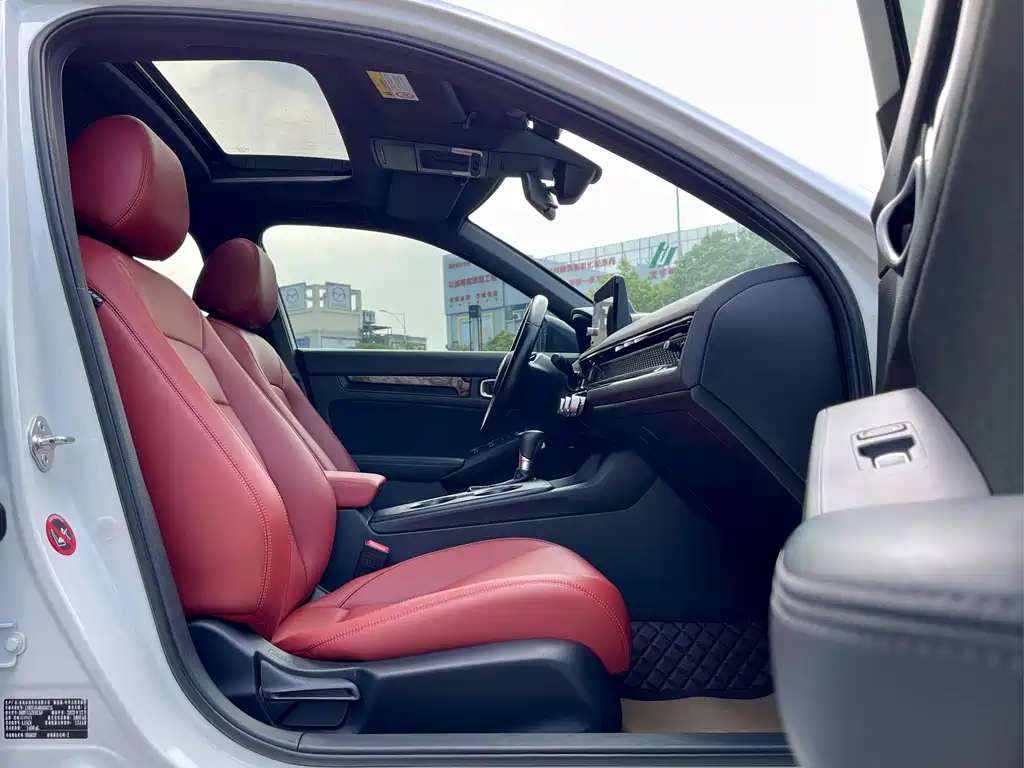 Honda Civic — миниатюра 10