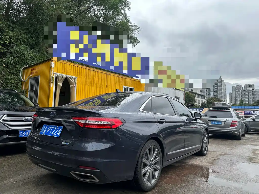 Ford Taurus 2019 EcoBoost 245 Premium