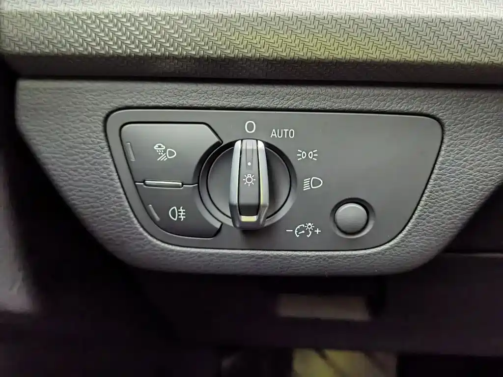 Audi Q5L — миниатюра 21