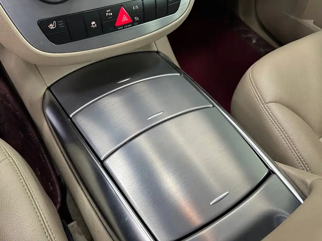 Mercedes-Benz R-Class — миниатюра 13