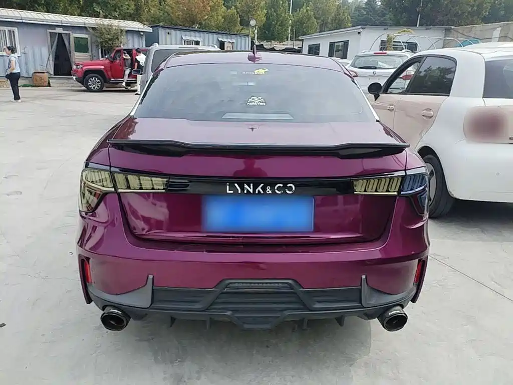 Lynk & Co 03 — миниатюра 6