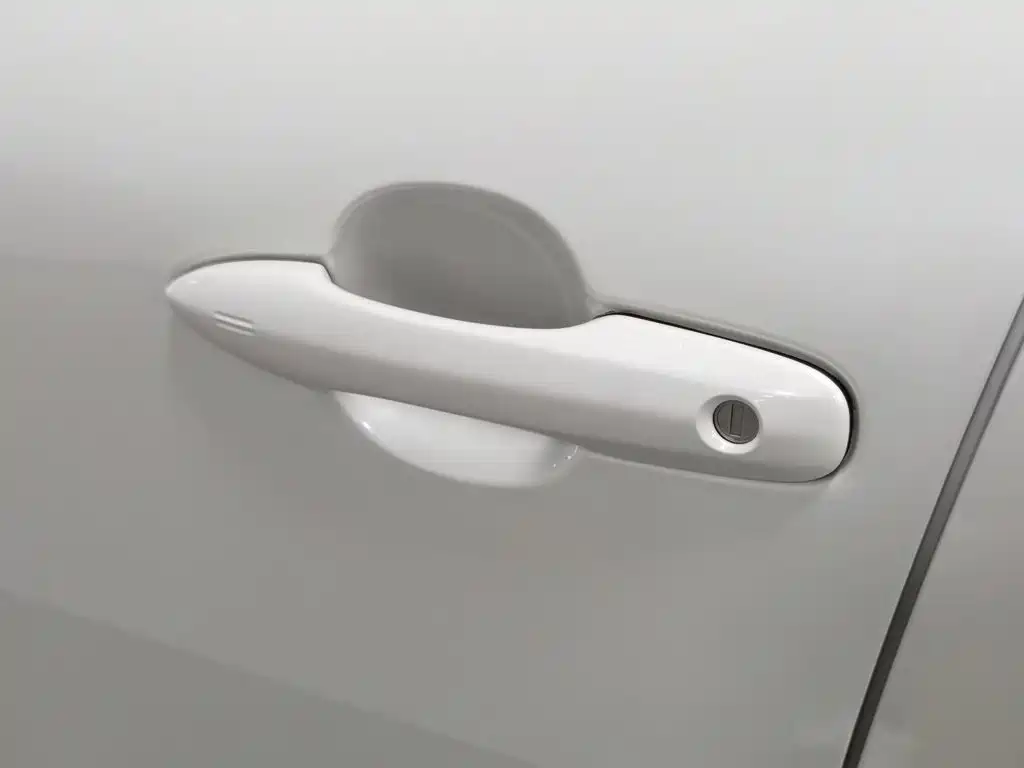 Toyota Frontlander — миниатюра 18