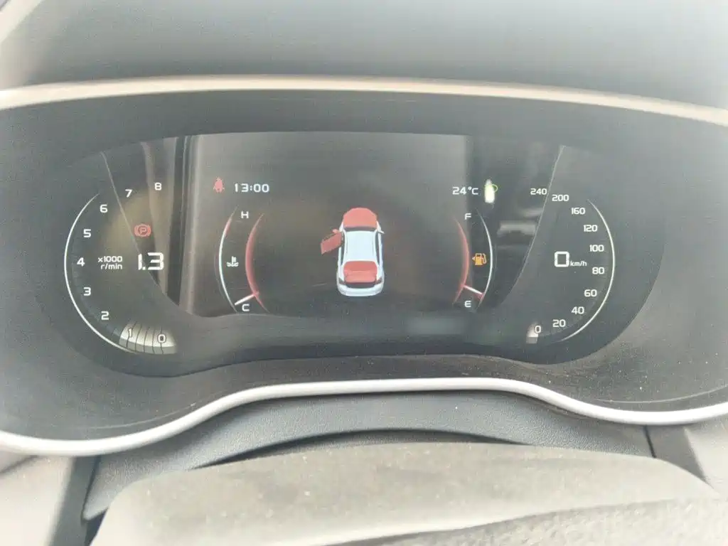 Geely Vision S1 — миниатюра 4