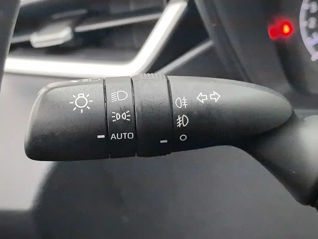 Toyota Corolla — миниатюра 21