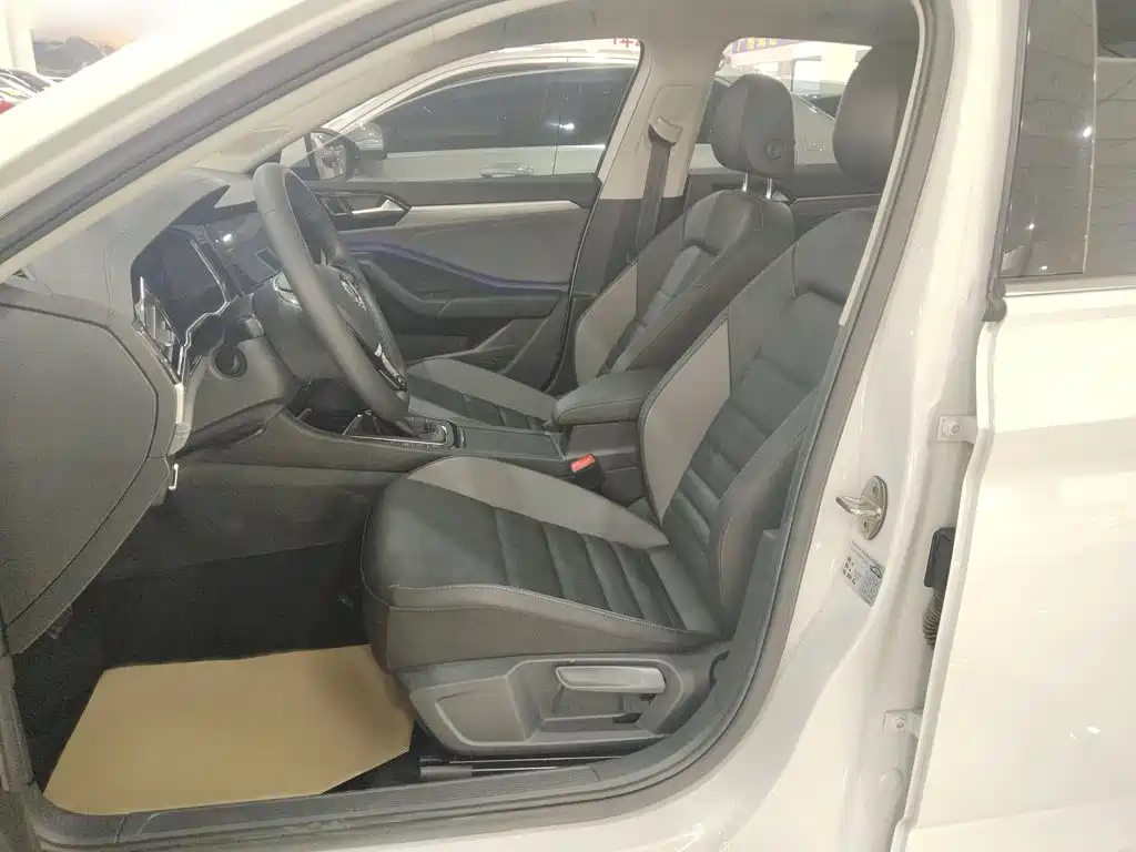 Volkswagen Sagitar — миниатюра 12