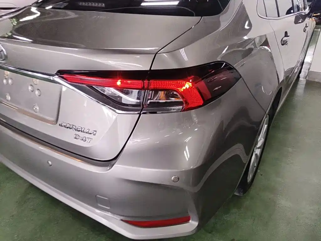 Toyota Corolla — миниатюра 8