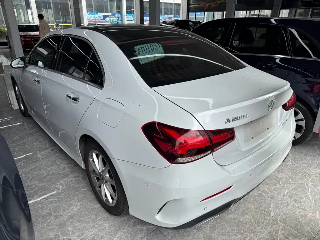 MERCEDES-BENZ A CLASS