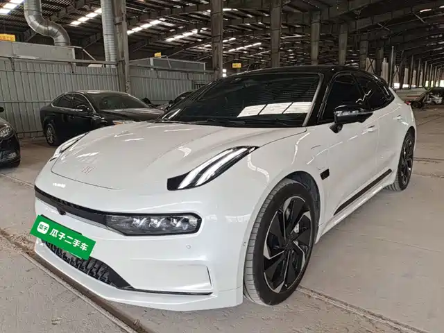 2023 Zeekr 001