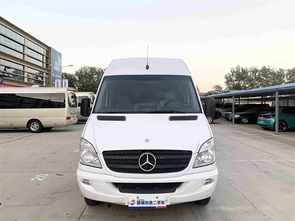Mercedes-Benz Sprinter — миниатюра 2