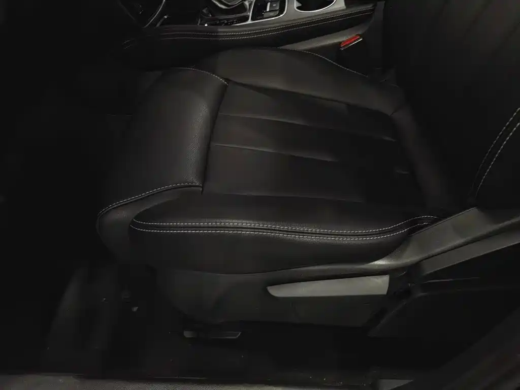BYD MAX — миниатюра 20