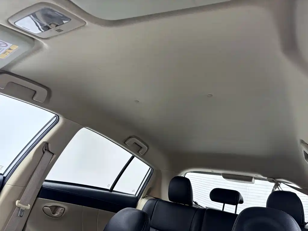 Toyota Vios FS — миниатюра 15
