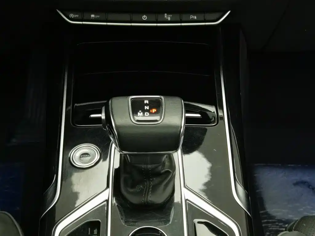 Hongqi Hongqi HS5 — миниатюра 13