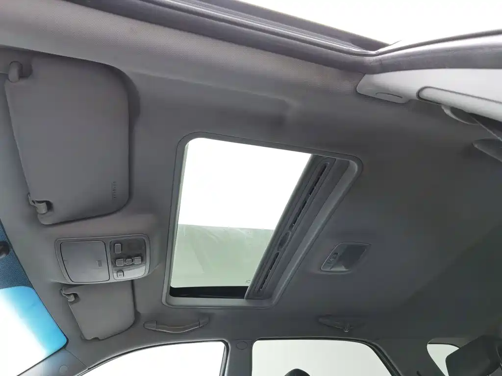 Kia Sportage — миниатюра 14