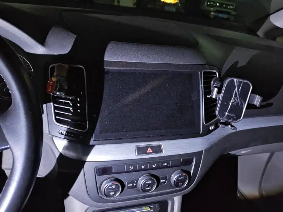 Volkswagen Sharan — миниатюра 13