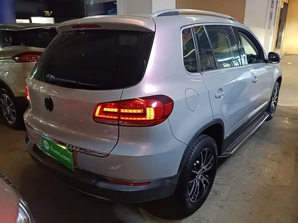Volkswagen Tiguan — миниатюра 7