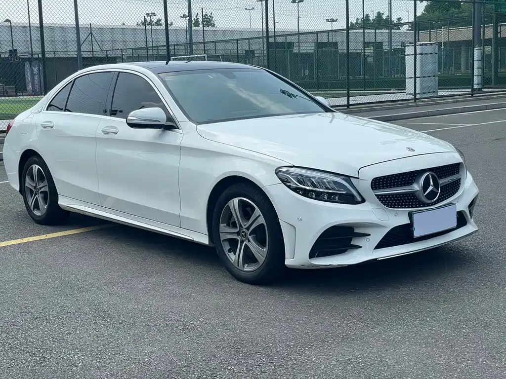 Mercedes-Benz C-Class — миниатюра 3