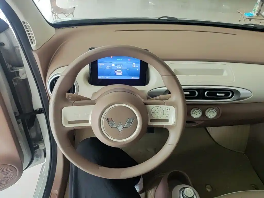 Wuling MINIEV — миниатюра 10