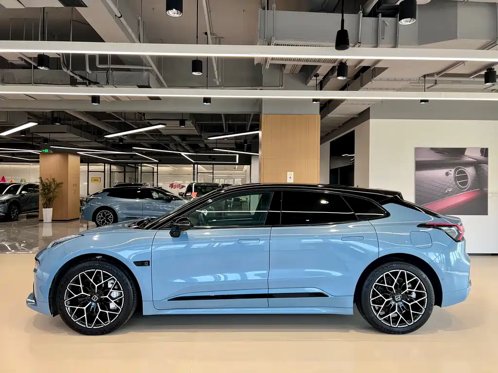 ZEEKR EXTREME KRYPTON 001