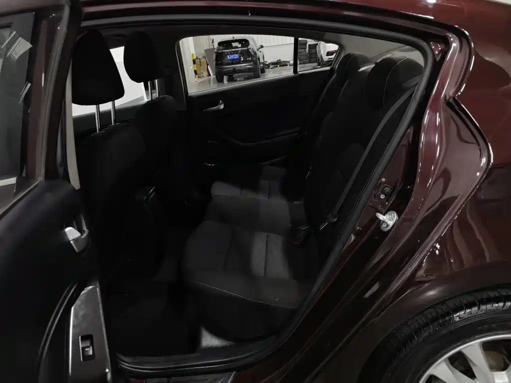 Kia K3 — миниатюра 15