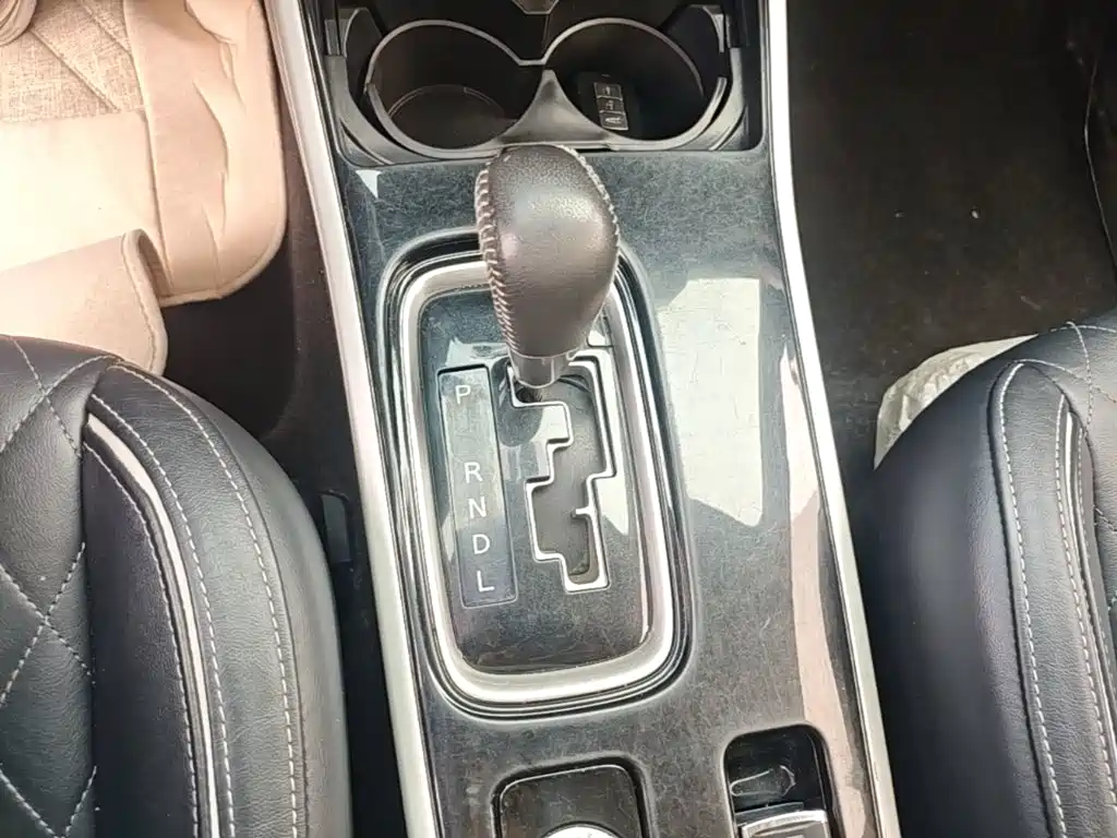 Mitsubishi Outlander — миниатюра 14