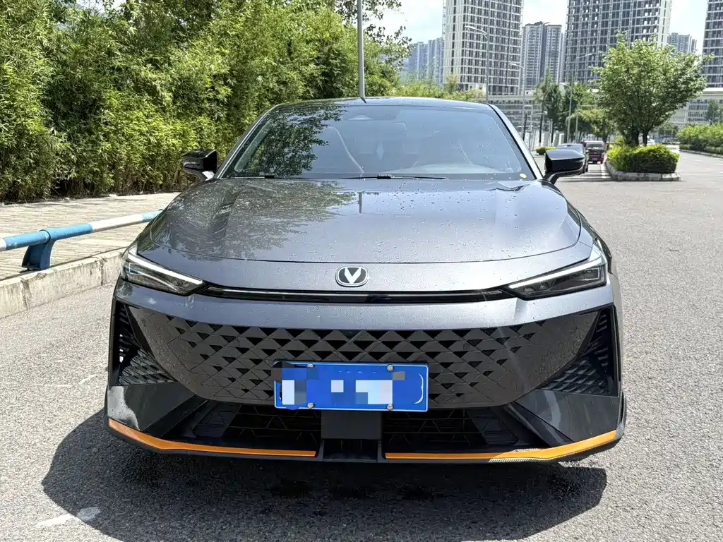 Changan UNI-V — миниатюра 2