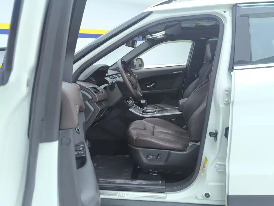 Landwind Landwind X7 — миниатюра 9