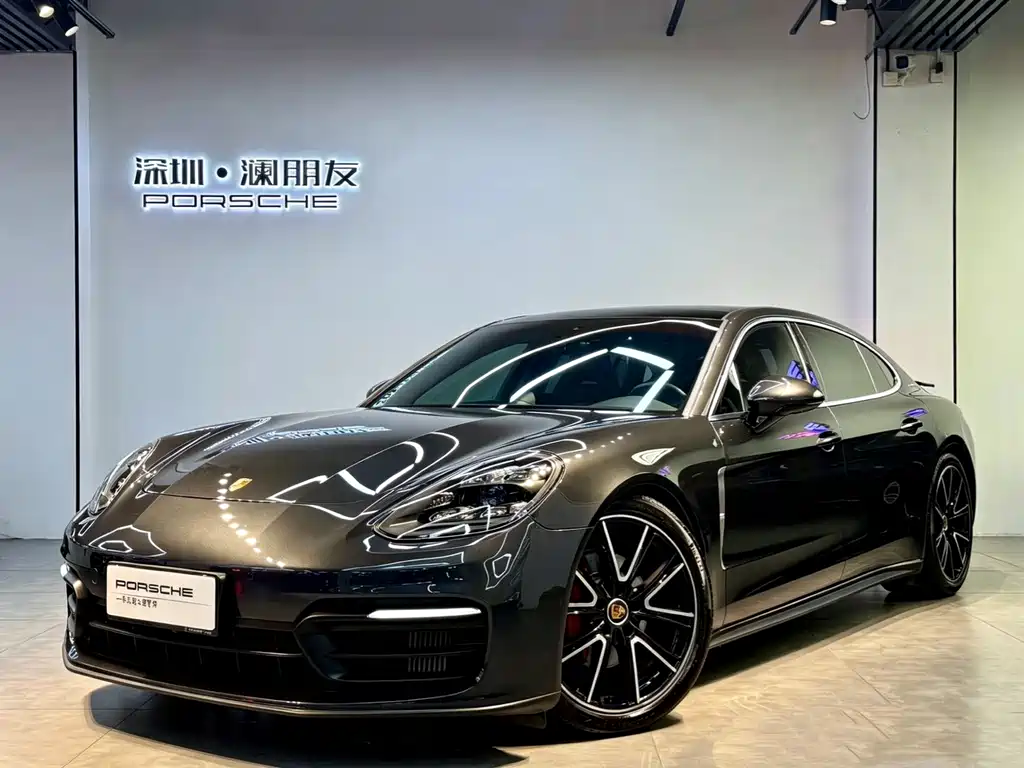 Porsche Panamera 2022