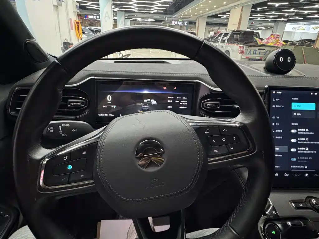 NIO EC6 — миниатюра 10