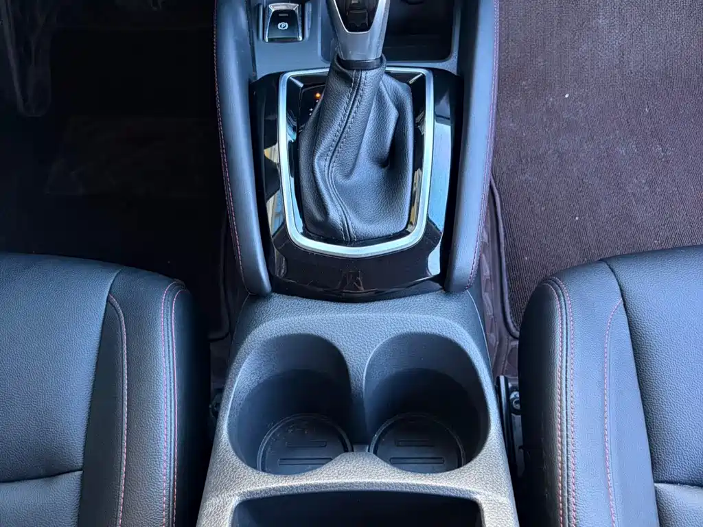Nissan Qashqai — миниатюра 10