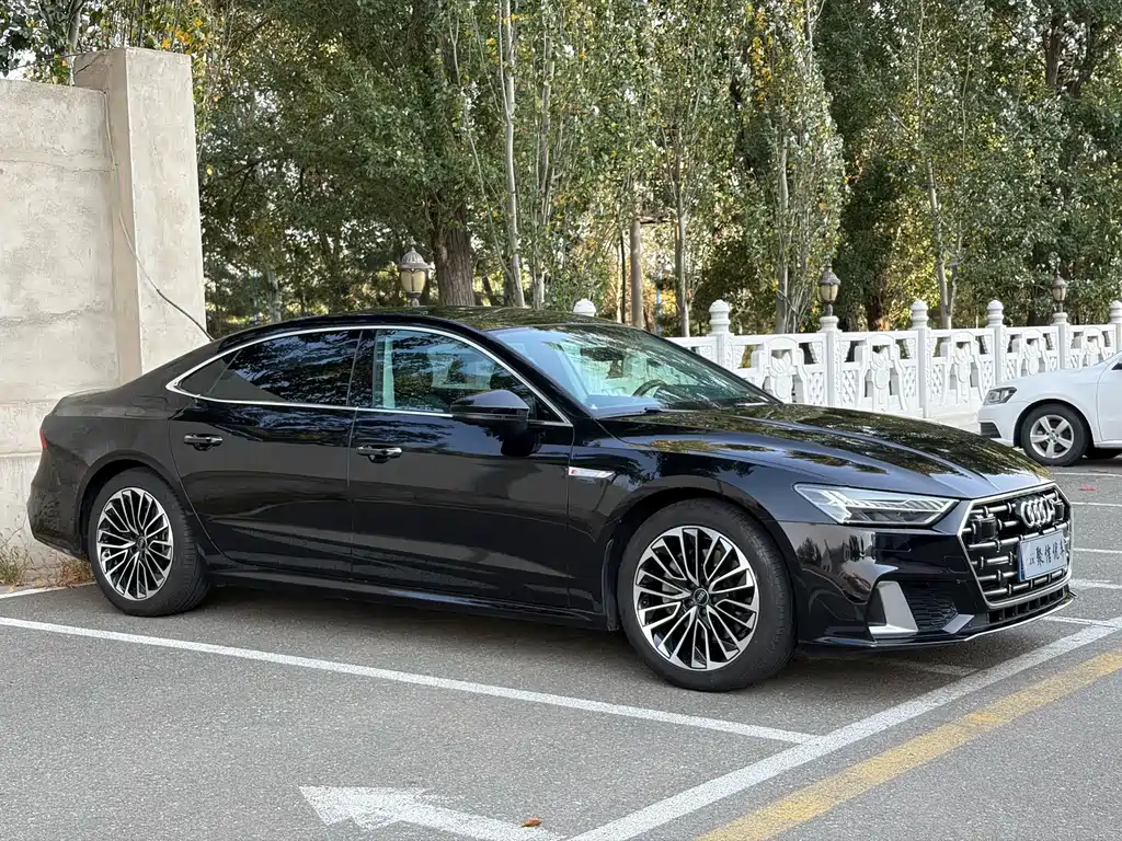 Audi A7L — миниатюра 3