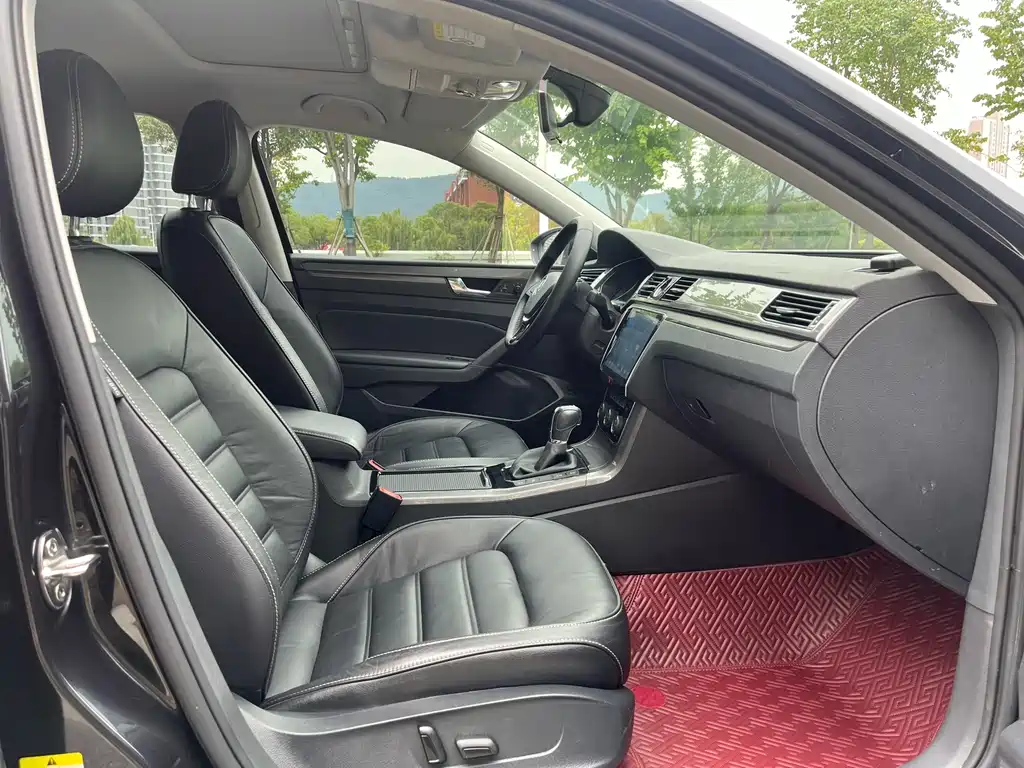 Volkswagen Passat — миниатюра 12