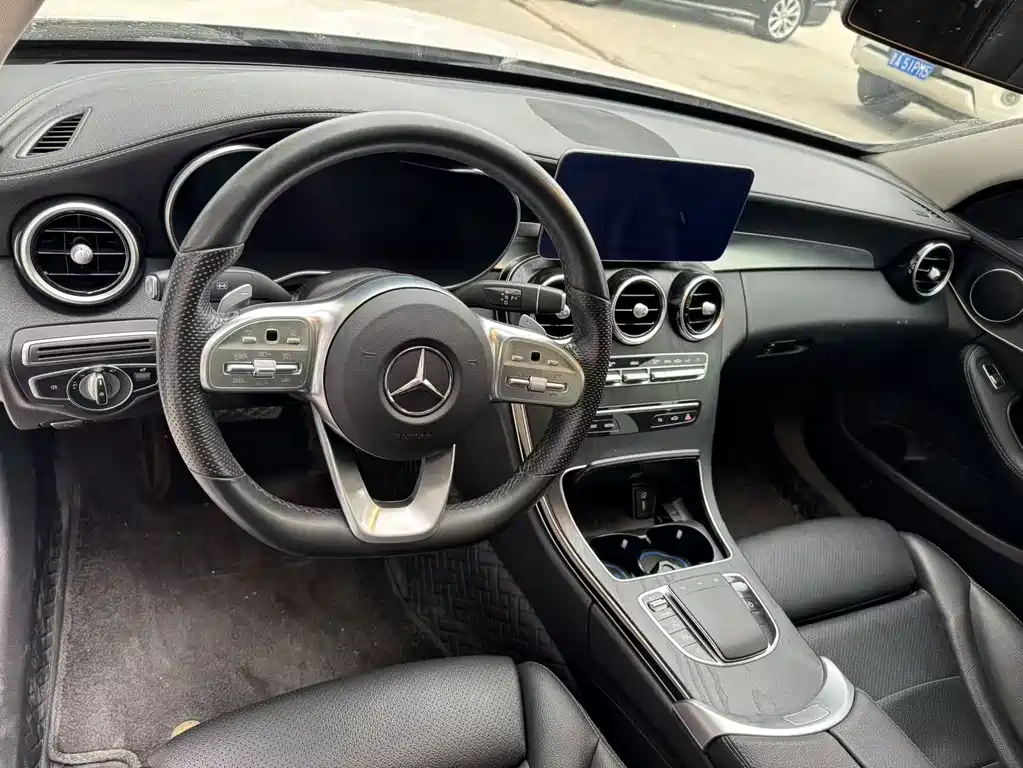 Mercedes-Benz C-Class — миниатюра 5