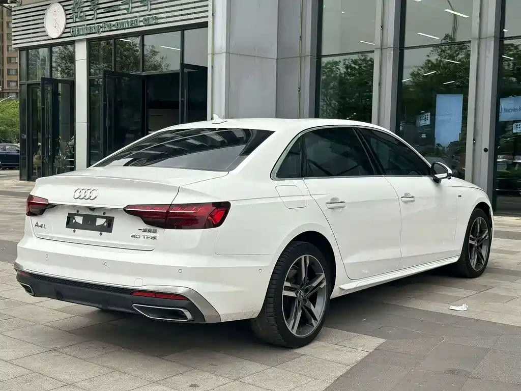 Audi A4L — миниатюра 8