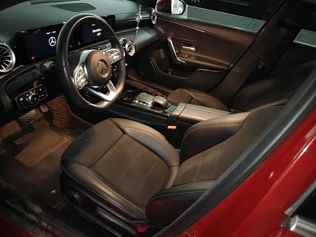Mercedes-Benz A-Class — миниатюра 15