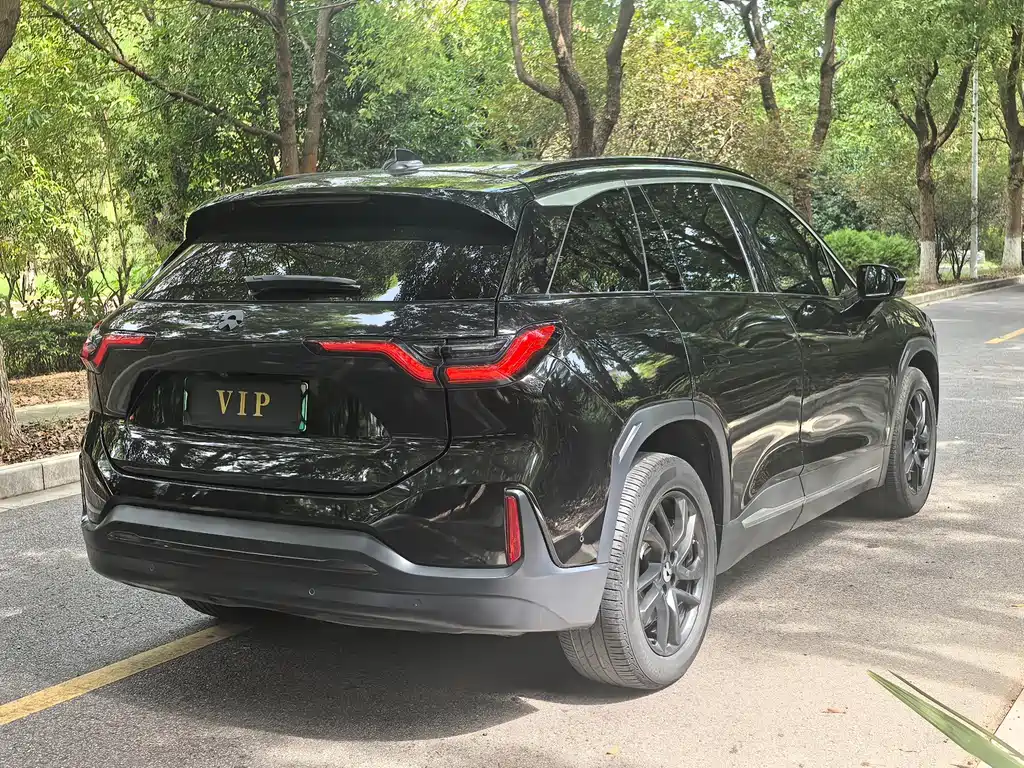 NIO ES6 — миниатюра 5