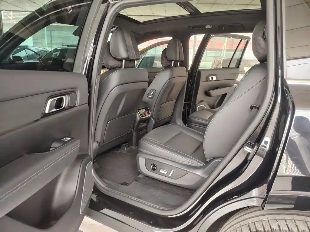 Li Auto Li ONE — миниатюра 11