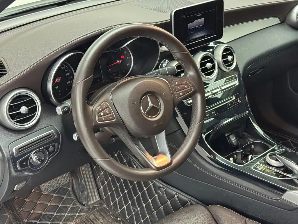 Mercedes-Benz GLC — миниатюра 8