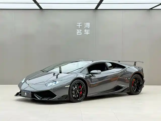 LAMBORGHINI HURACÁN 2017