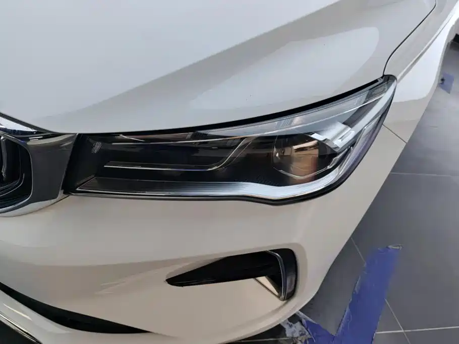 Geely Emgrand — миниатюра 5