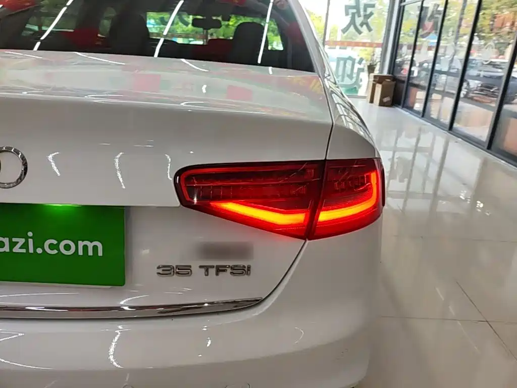 Audi A4L — миниатюра 8