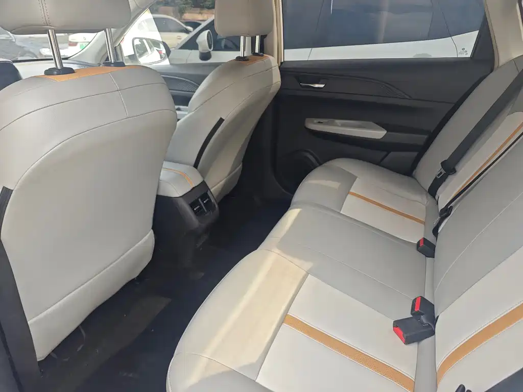 Dongfeng E70 2023 PRO